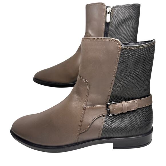 Ecco Side Zip Leather 2 Toned Chelsea Buckle Ankle Booties Women Sz 9 Fisherman - Picture 3 of 13